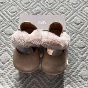 Zara - baby girl shoes so 6-9months